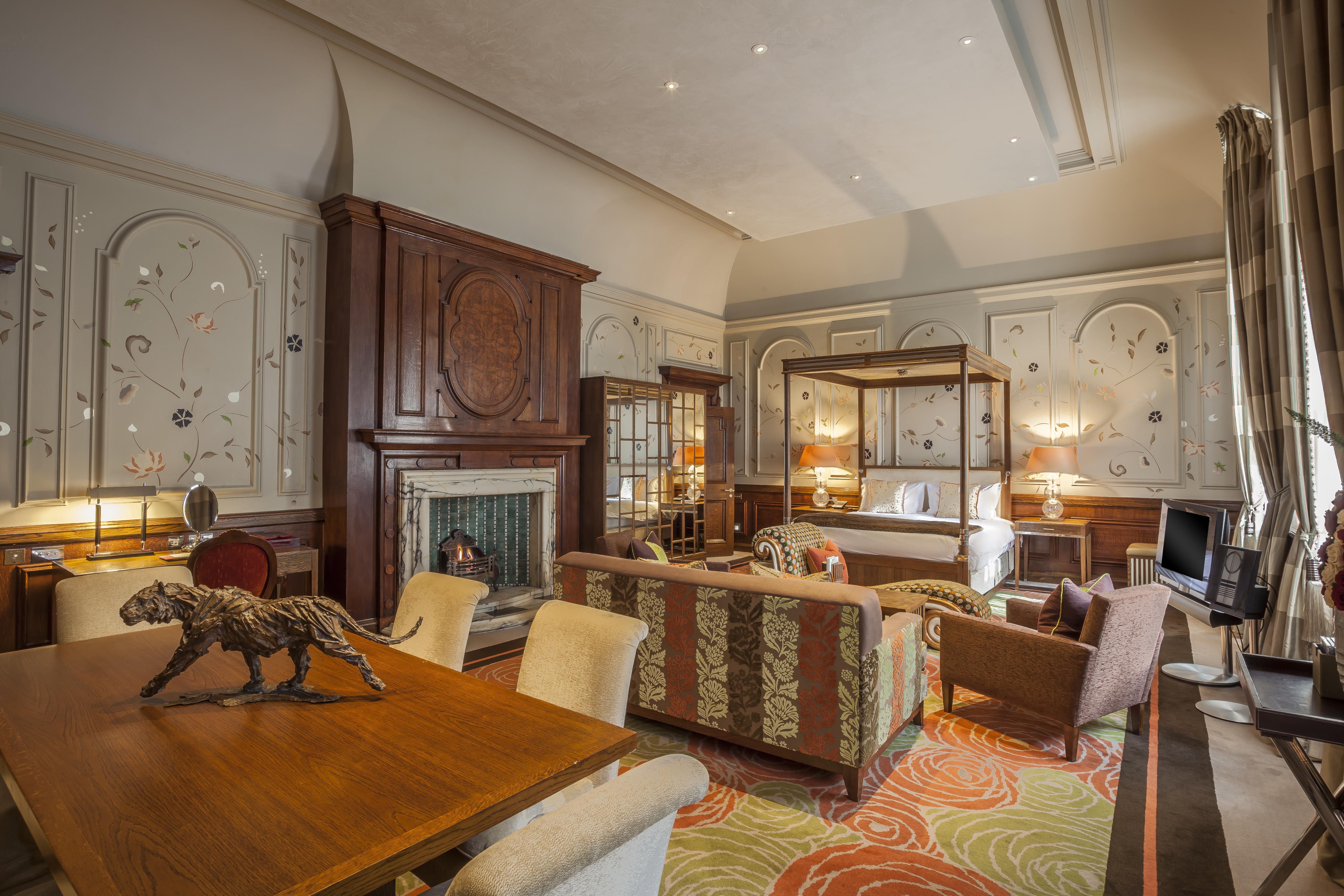 فندق ذا روزيت ريدينغ ريدينج المظهر الخارجي الصورة The interior of the suite